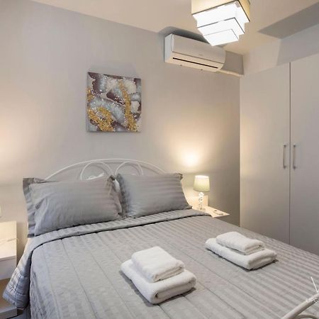 The Emerald City Central Apartment, 2-Bdrms Солун Екстериор снимка