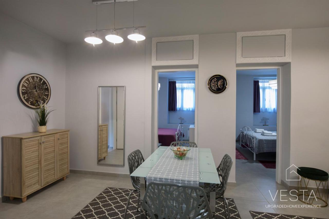 The Emerald City Central Apartment, 2-Bdrms Солун Екстериор снимка