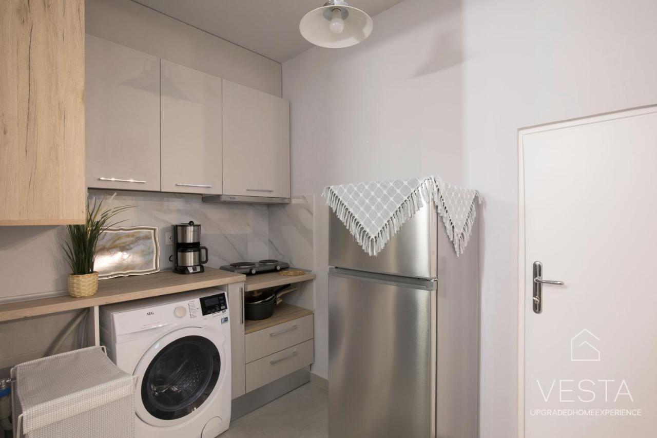 The Emerald City Central Apartment, 2-Bdrms Солун Екстериор снимка